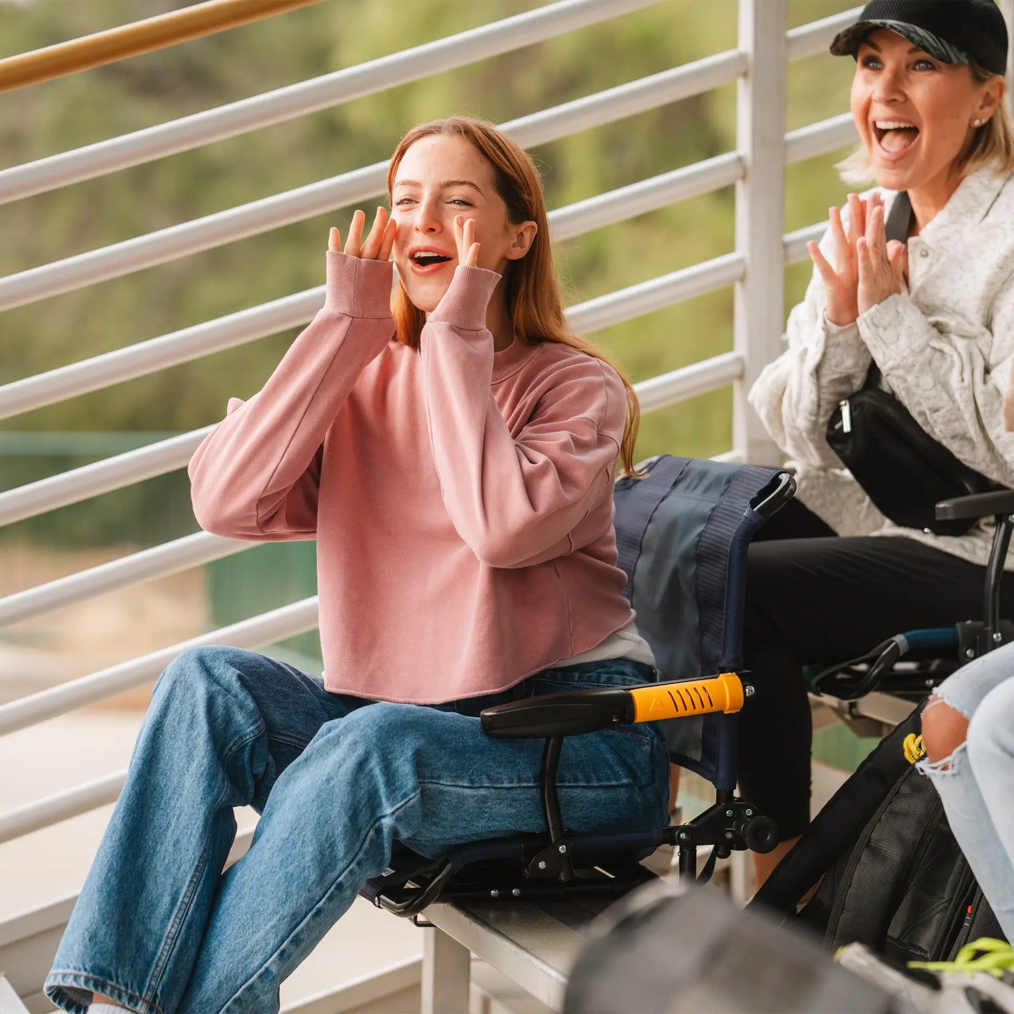 Stadium Rock-Cliner™ - Race Day Ease