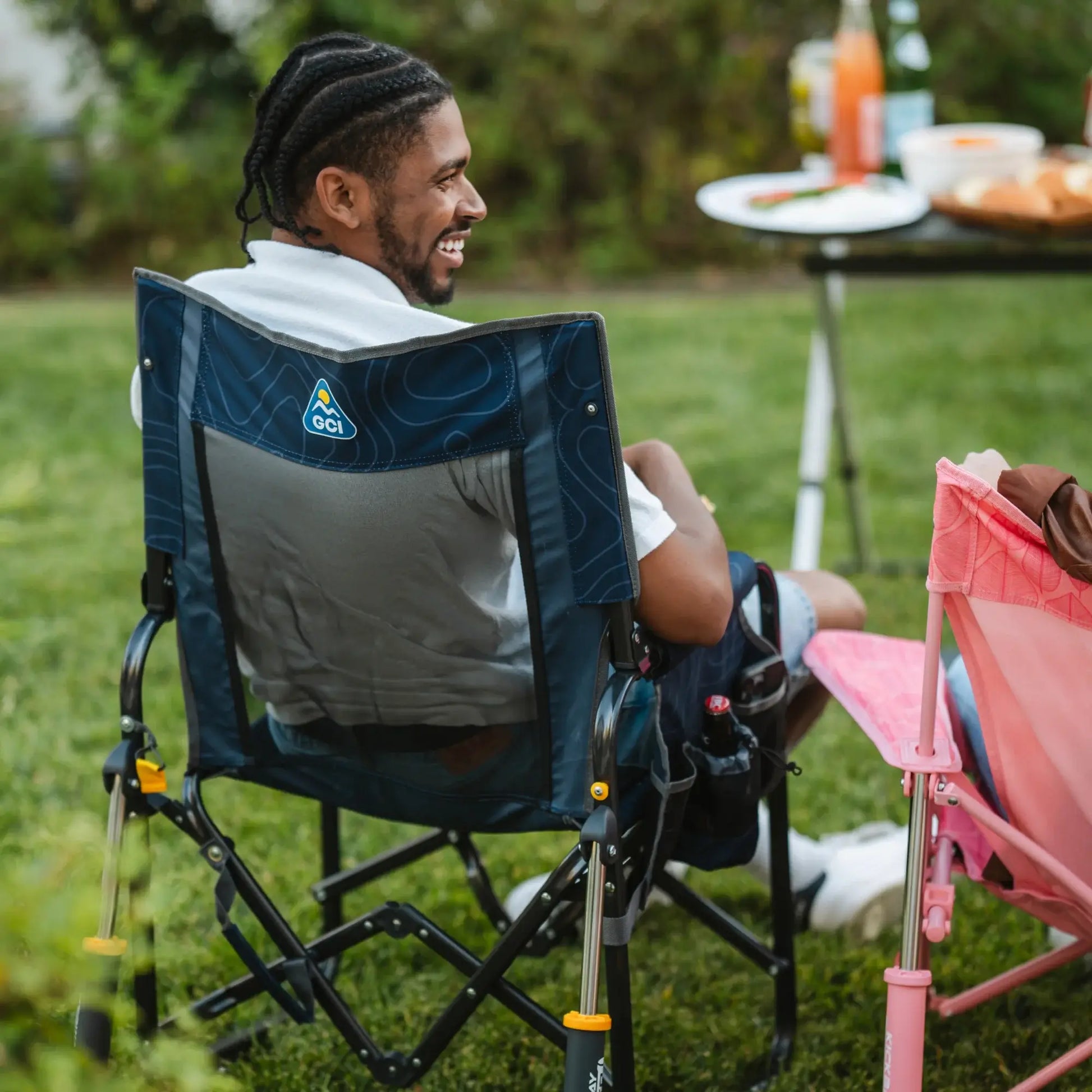 Stowaway Rocker™ - Camp Setup