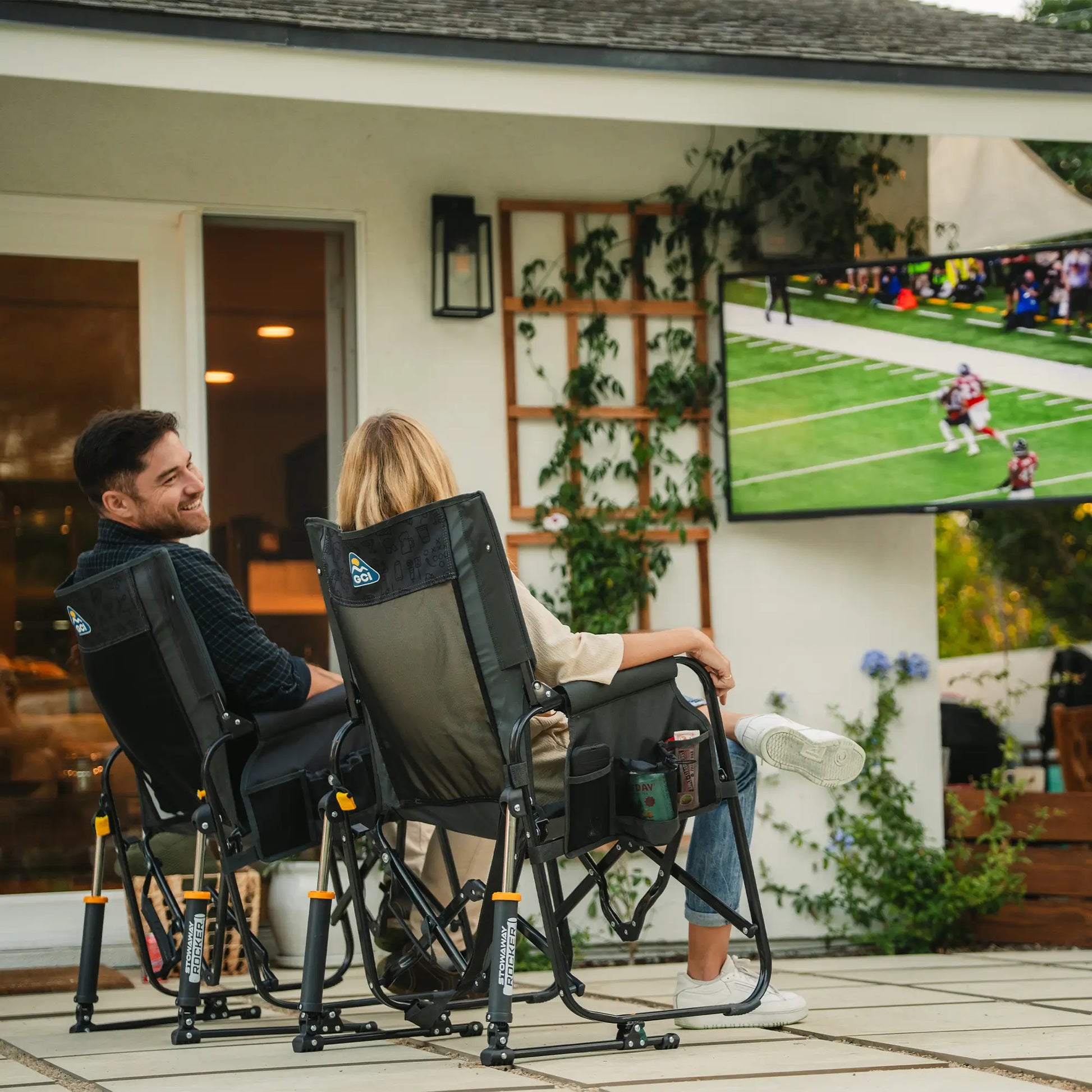 Stowaway Rocker™ - Camp Setup